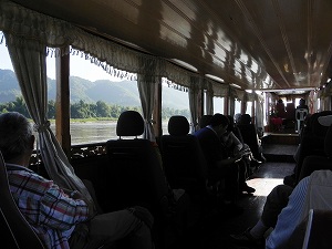 s-20111218 laos (24).jpg